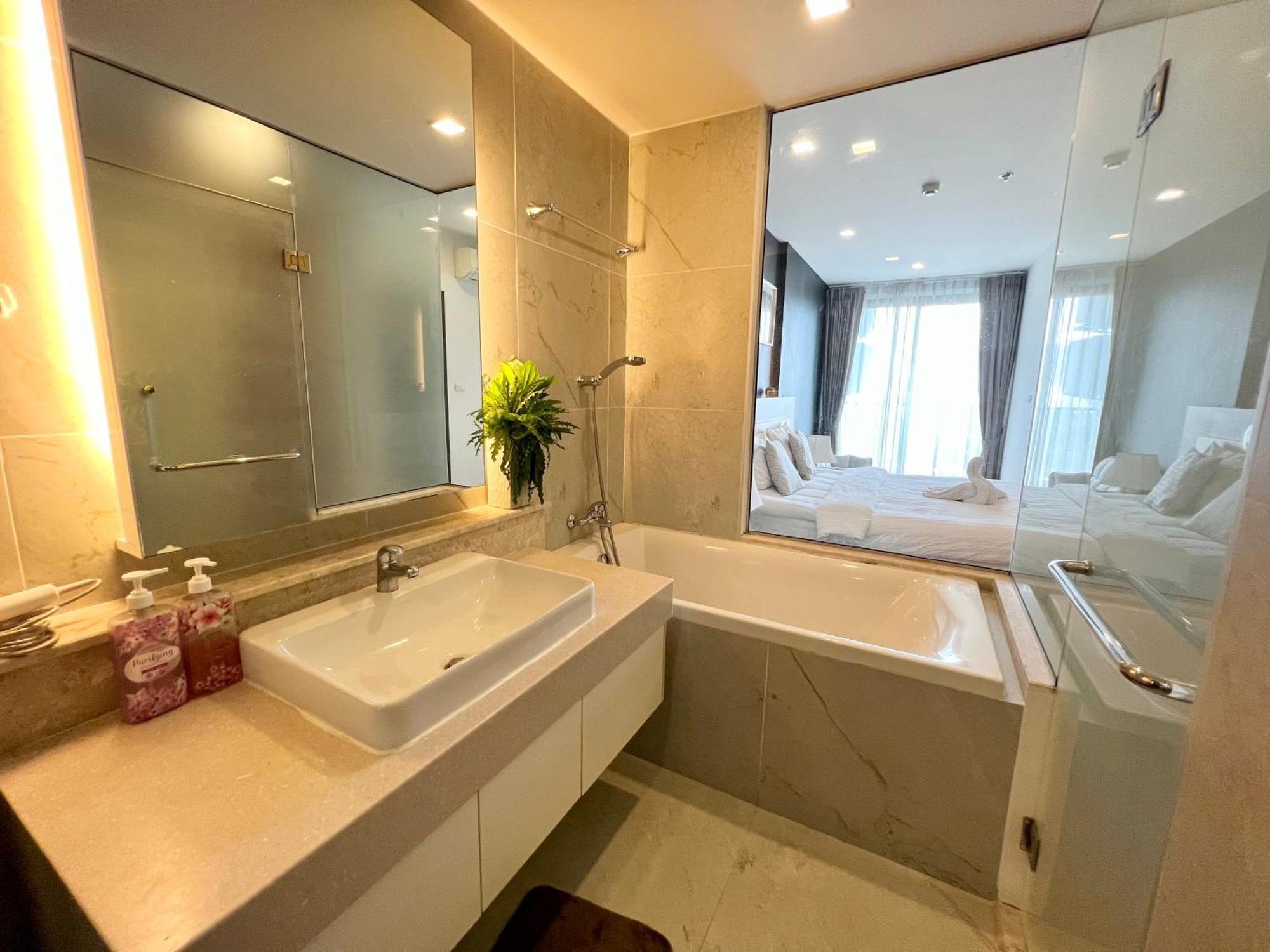 Cozy Luxury @ The Astra Appartamento Chiang Mai